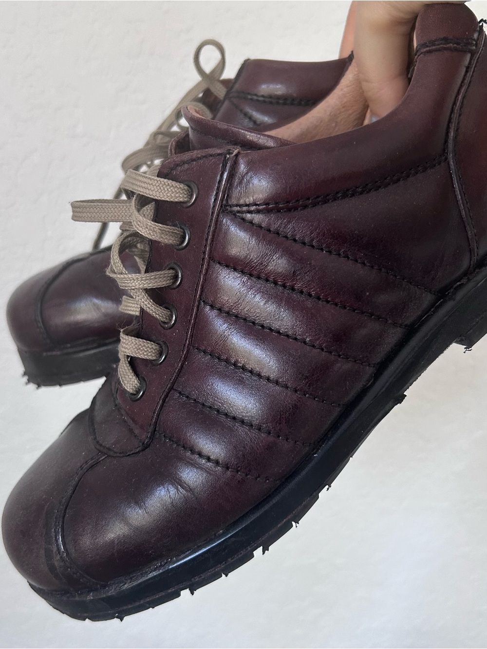 Men's Burgundy Leather Lace-Up Shoes